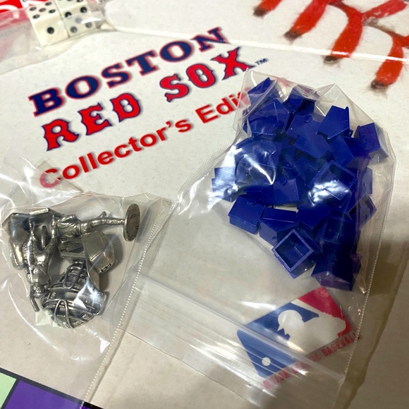 MONOPOLY BOSTON RED SOX COLLECTOR’S EDITION PARKER BROTHERS GAME COMPLETE - Picture 7 of 8